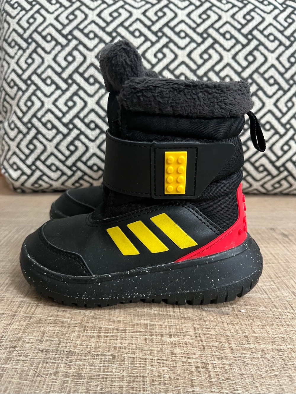 Adidas X Lego Youth WinterPlay Boots Size 8C Cozy Outdoor Waterproof